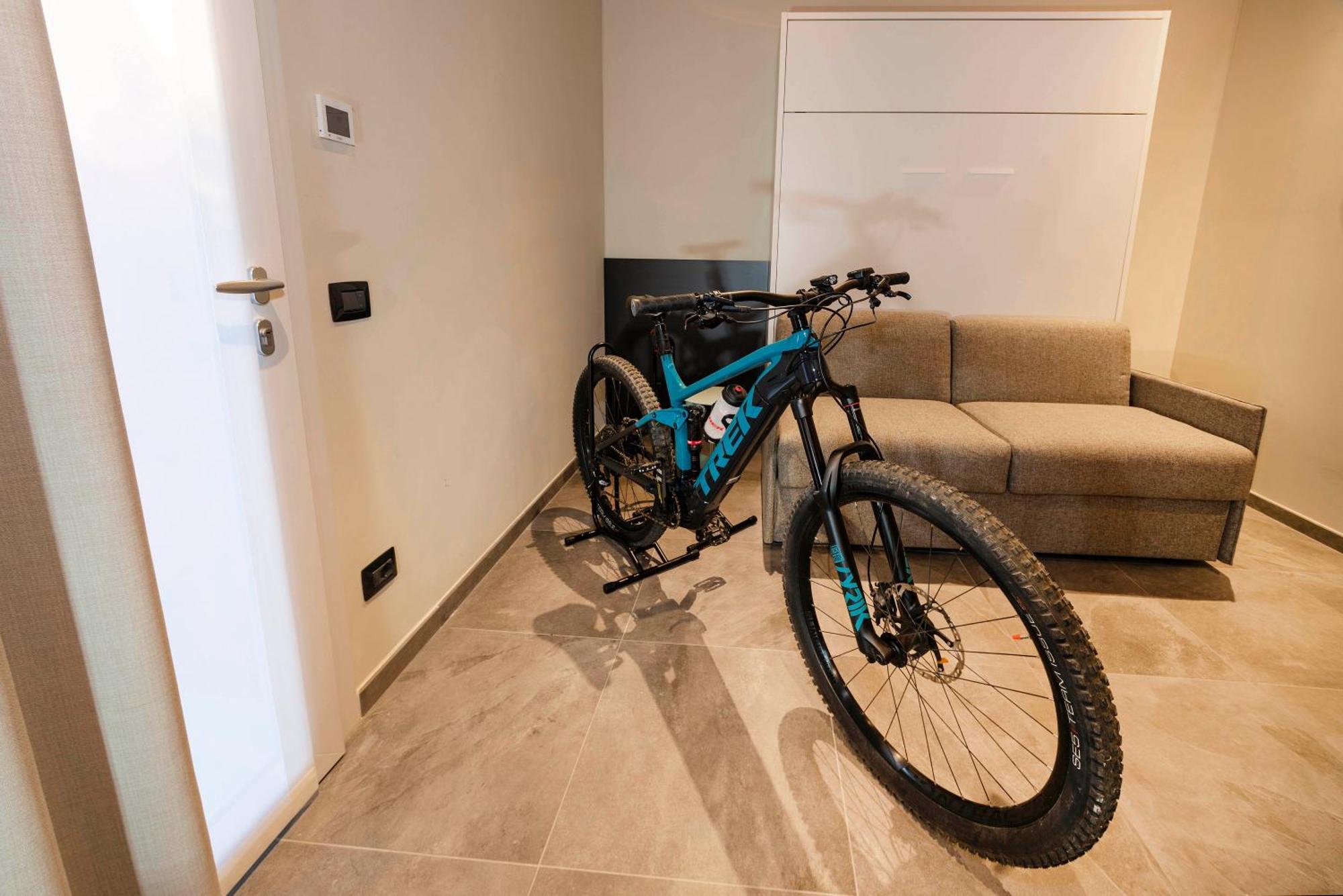 Italianflat - Verona'S River, Free Parking For Car & Bike, Nature, Relax Exteriör bild