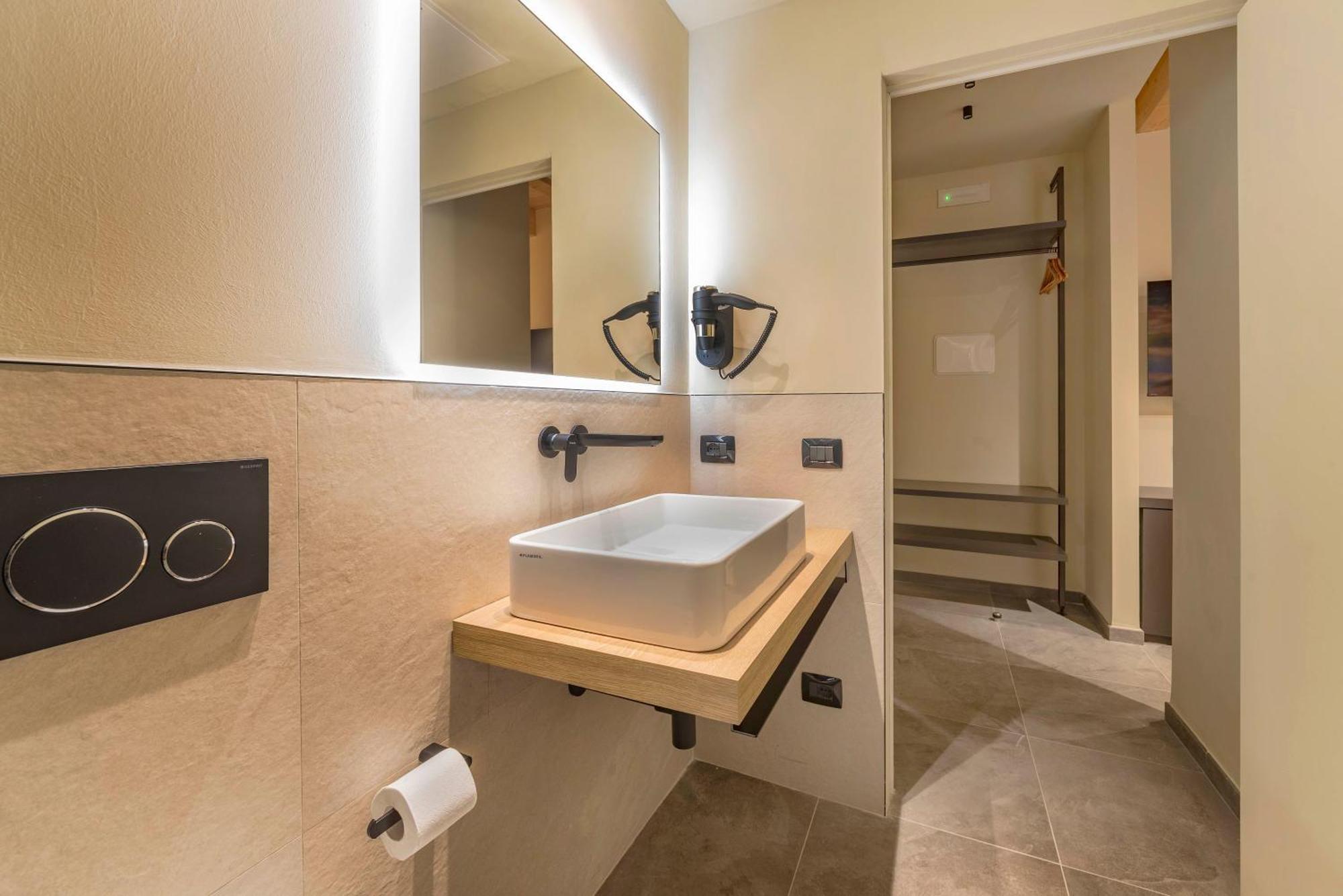 Italianflat - Verona'S River, Free Parking For Car & Bike, Nature, Relax Exteriör bild